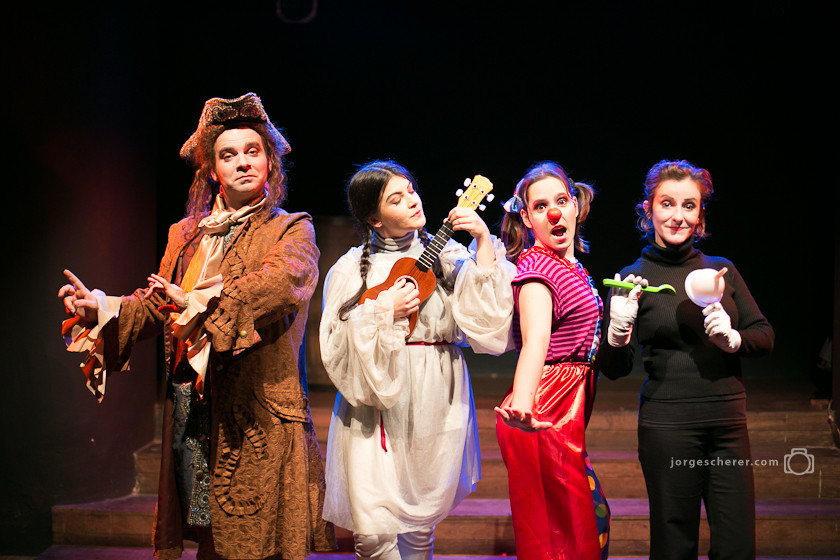 Fábulas em 4 tempos ou o Fabuloso La Fontaine no Teatro de Arena