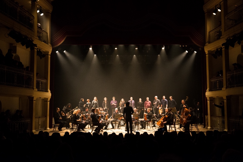 Orquestra da Ulbra e Vocal TAKT  apresentam Especial Queen no Salão de Atos da Ufrgs
