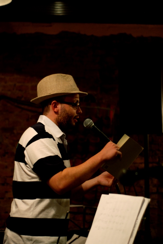 Guto Leite ministra curso “Poesia e Canção” na ONG Cirandar