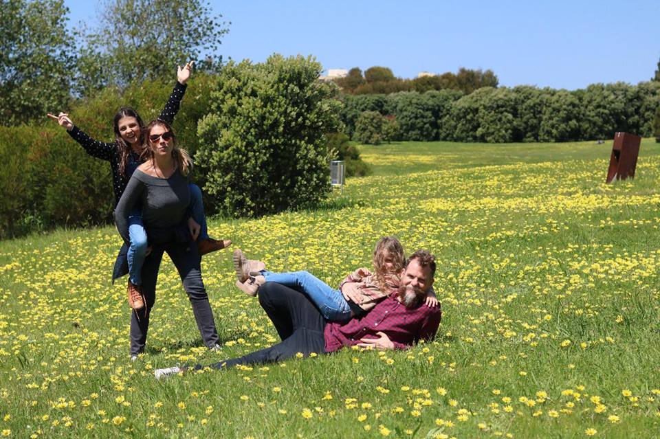 Ana Cardoso lança “A mamãe é punk” em Joinville, Florianópolis e Curitiba