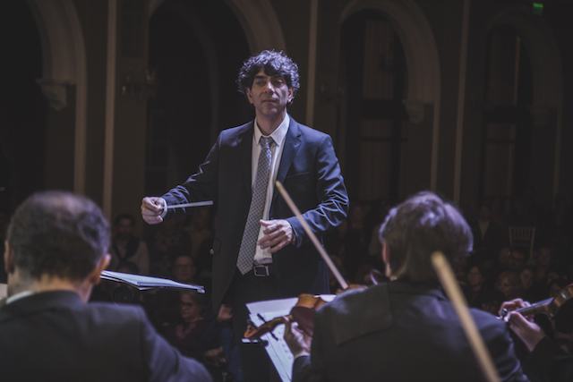 Música inglesa popular e acadêmica no Domingo Clássico da Orquestra da Ulbra