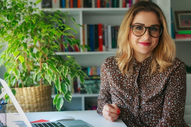 Jornalista lança websérie sobre empreender na comunicação