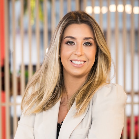 Lucianne Franzmann no segundo episódio da série Empreender na Comunicação