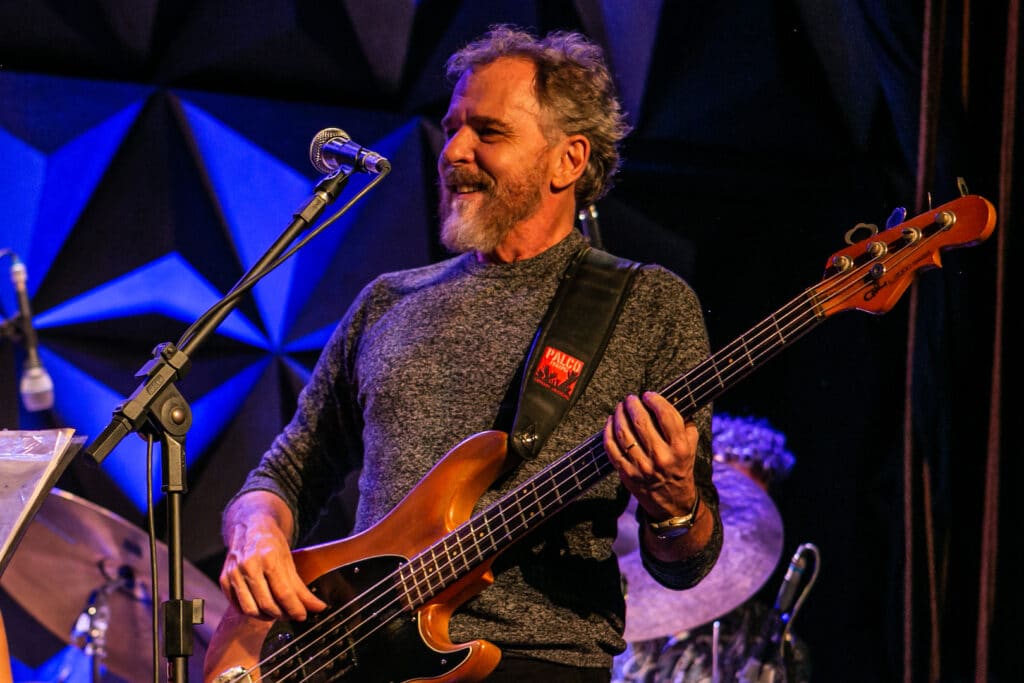 Ensamble Palito Miranda, Gastão Villeroy e Dudu Sperb são as atrações do Grezz nesta semana