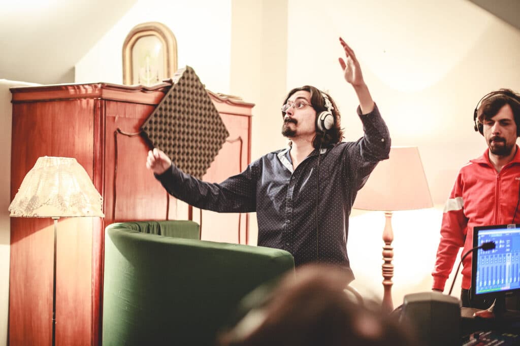 Nino prepara lançamento de seu segundo álbum