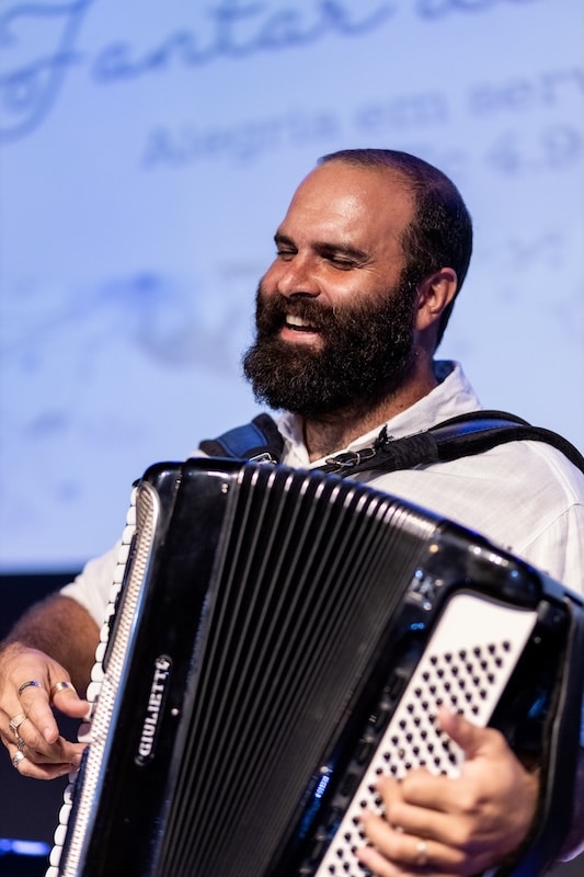 Samuca do Acordeon homenageia Sivuca no Grezz