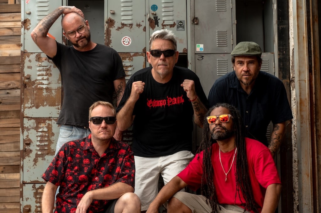 Ultramen apresenta show no Grezz com sucessos de mais de três décadas de trajetória